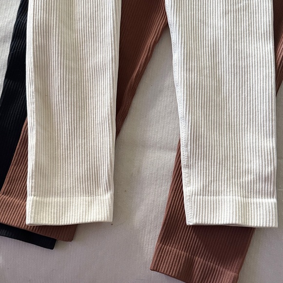 One piece Ribbed Jumpsuits - Picture 5 of 5